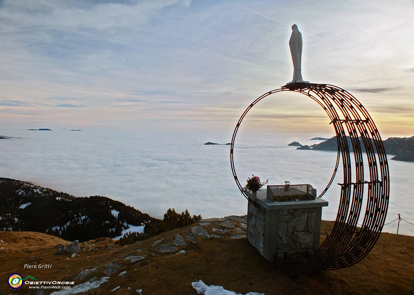 67 verso un mare di nebbia.JPG